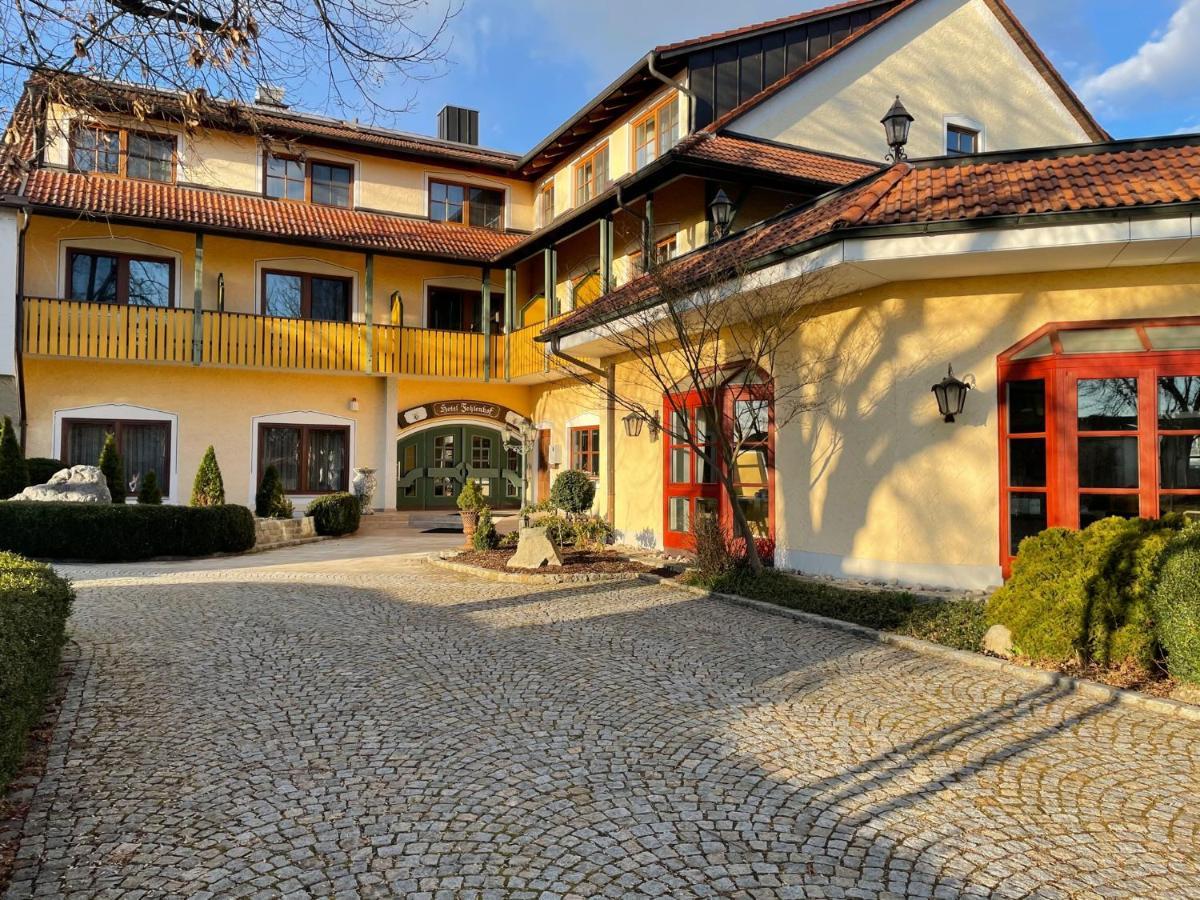 Hotel Fohlenhof Ampfing Exterior photo